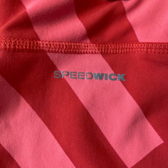 Reebok - Picture 4 of 7